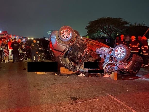 Mujer y niña mueren en fuerte choque en el km 13.5, en Veracruz(+Video)