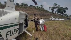 Por fallas mecánicas avioneta realiza aterrizaje de emergencia en autopista Tuxpan - Poza Rica