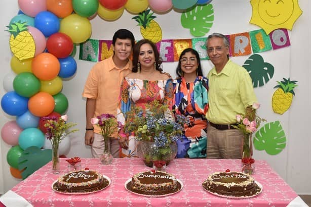 Charito Gayot celebra sus 50 años de feliz vida