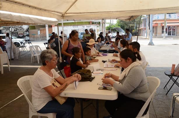 Entregan tarjetas de Bienestar en Boca del Río