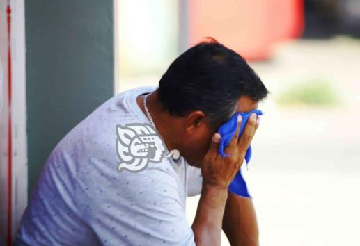 ¡Tengan piedad! En Coatzacoalcos, sensación térmica alcanzó los 55 grados