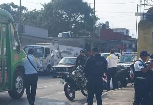Motociclista que descendía a exceso de velocidad atropelló a una joven ; en Orizaba