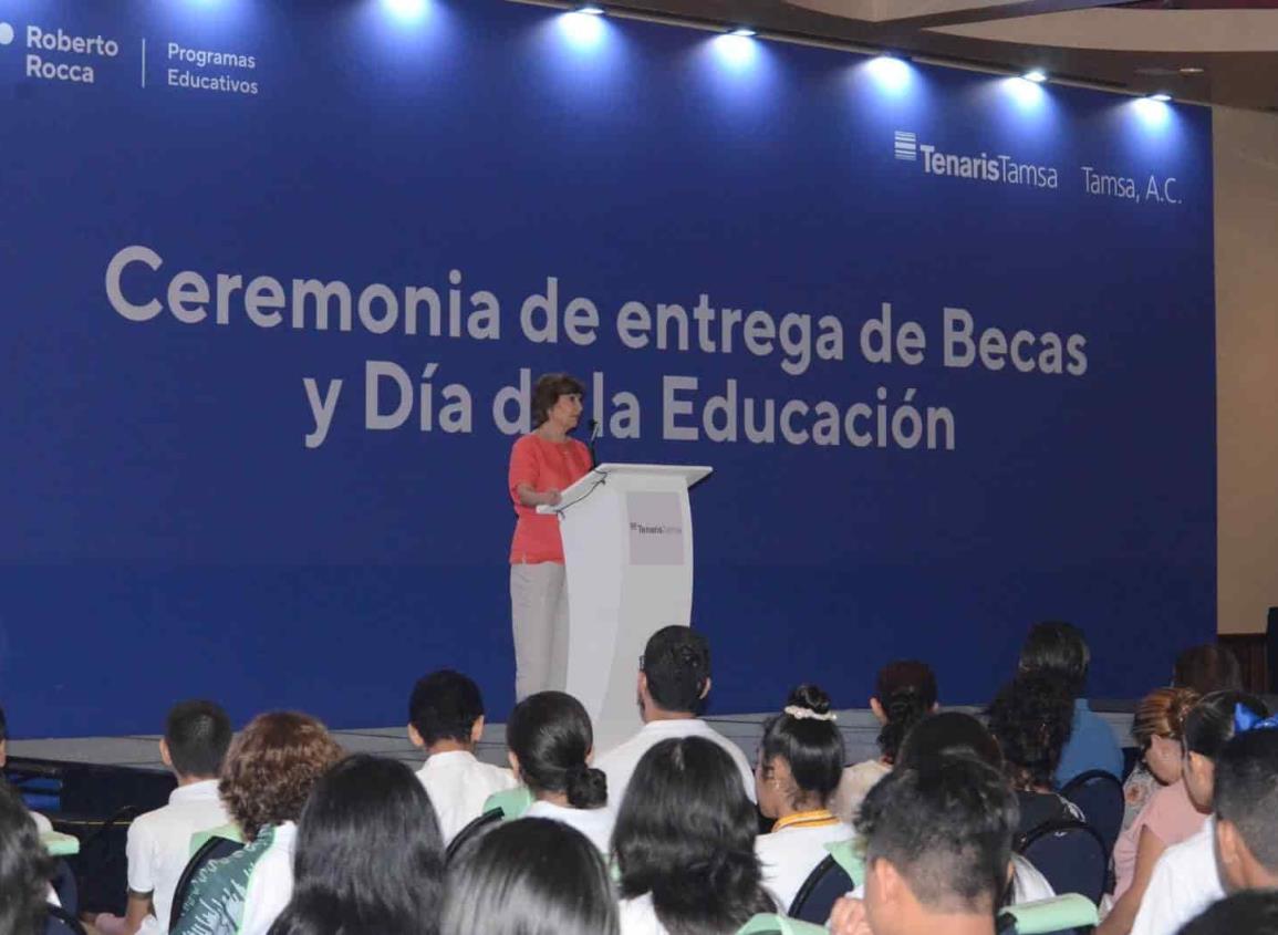 TenarisTamsa otorga 369 becas a estudiantes por excelencia académica