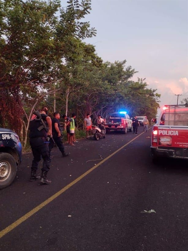 Se incendian pastizales de Moloacán; se unen para sofocar el siniestro