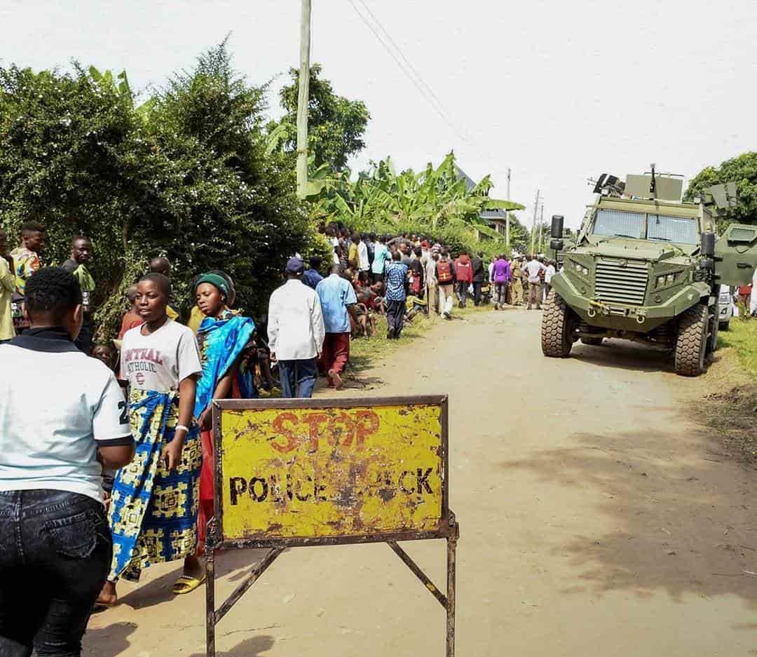 Ataque terrorista en escuela deja 37 muertos en Uganda