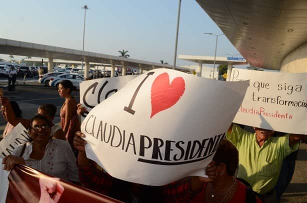 Claudia Sheinbaum llega a Veracruz; se reunirá con diputados en Oaxaca (+Video)