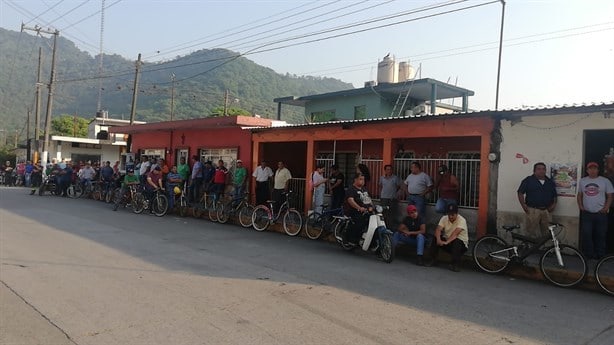 Protesta en el ingenio El Carmen por falta de pagos