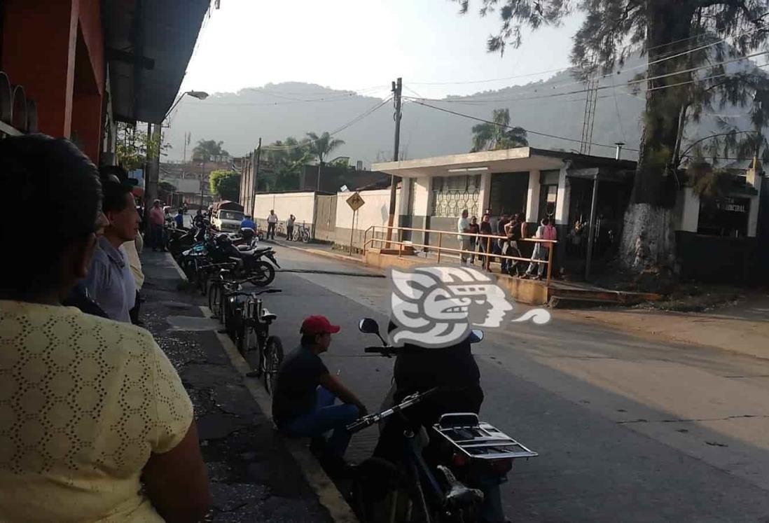 Protesta en el ingenio El Carmen por falta de pagos