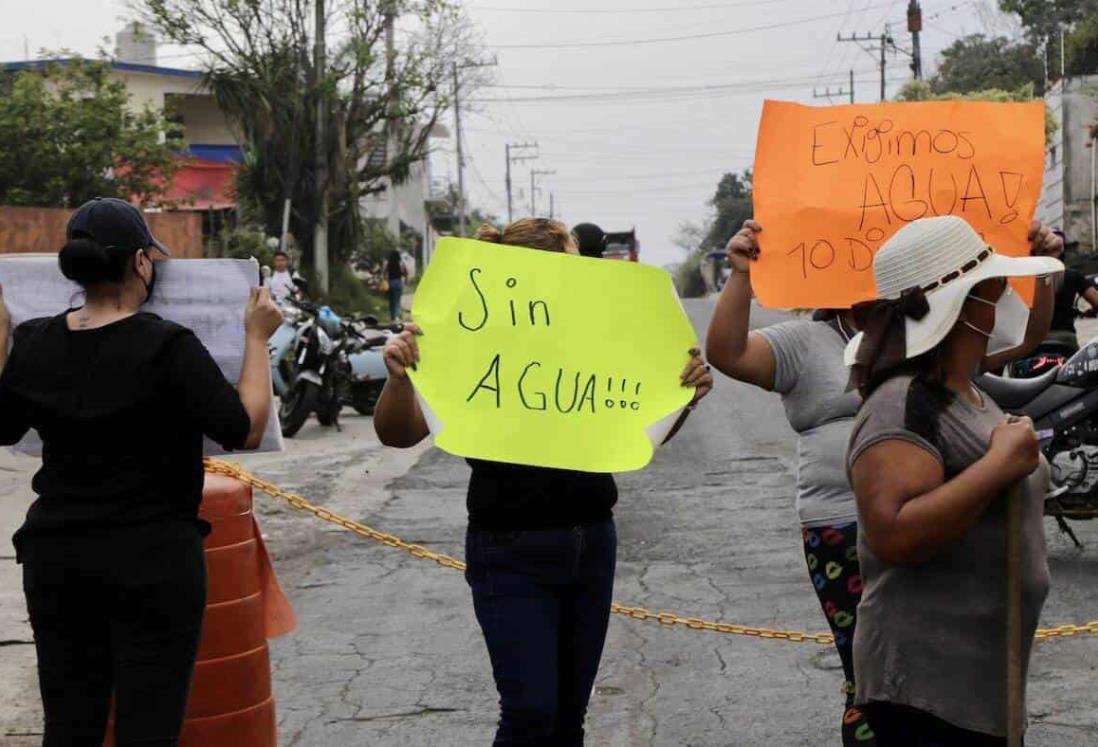 Comercios y establecimientos afectados por falta de agua en Xalapa