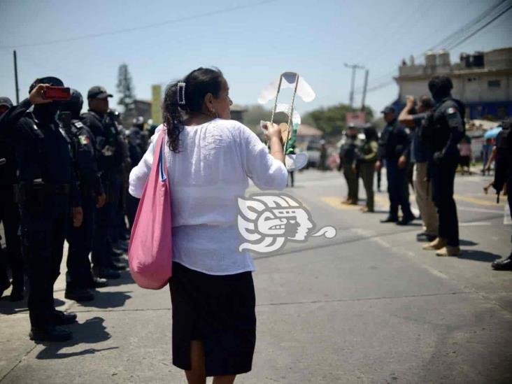 Acudirán ante CEDH por uso de policías para desalojar bloqueo en Banderilla (+Video)