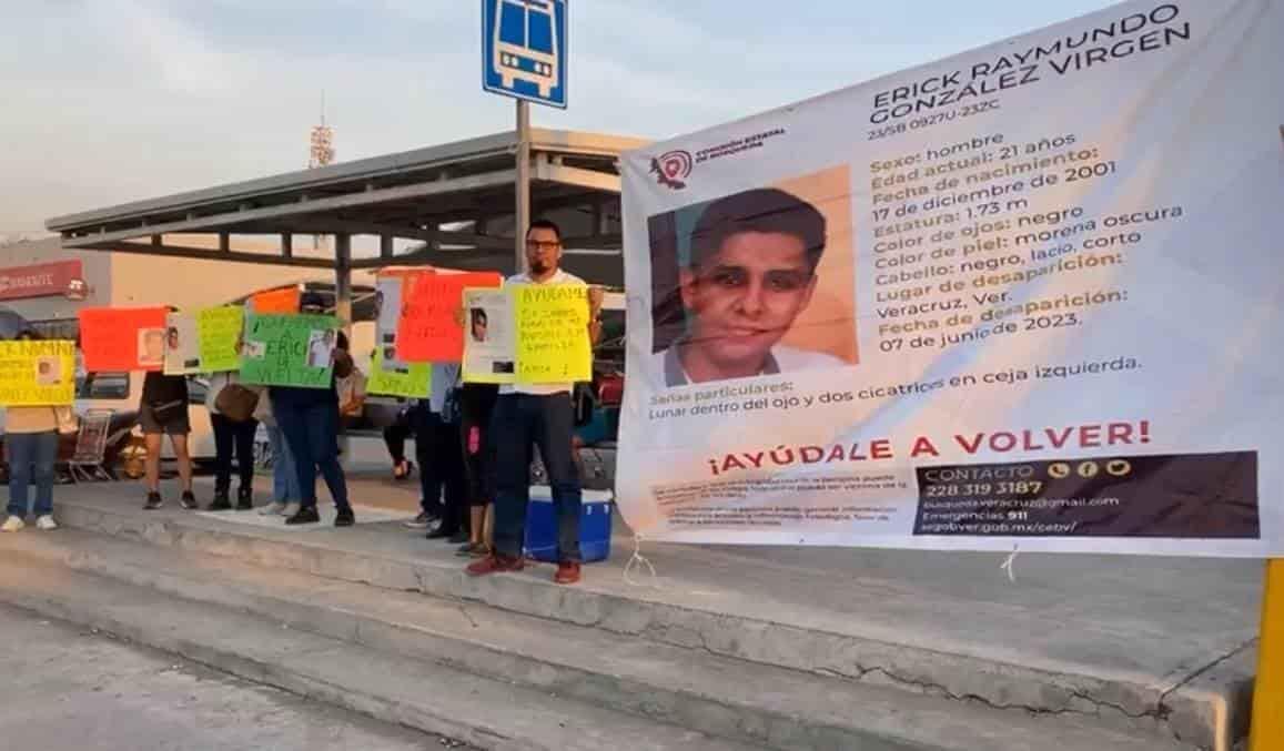 Con volanteo, continúa la búsqueda por Erick Raymundo, estudiante desaparecido en Veracruz(+Video)