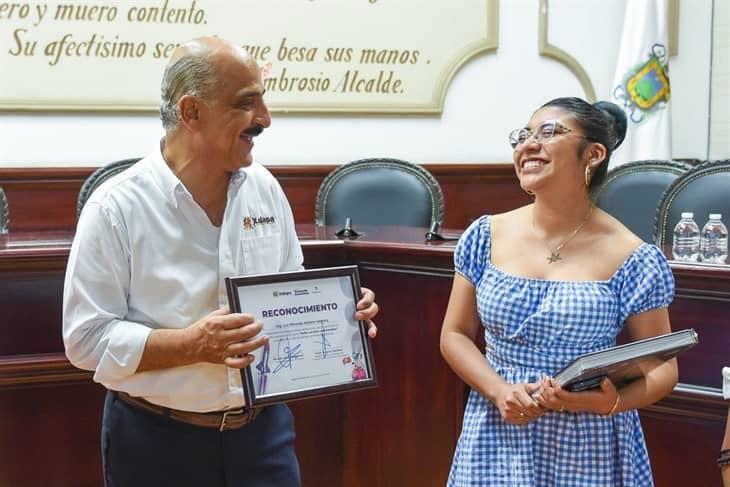 La astronauta veracruzana más joven de México imparte la plática Soñar nos lleva a las estrellas en Xalapa