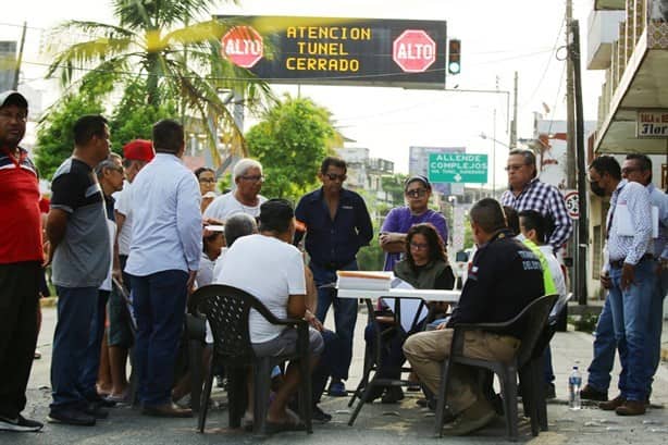 Continuará cerrado túnel sumergido; tras reunión no llegaron a un acuerdo