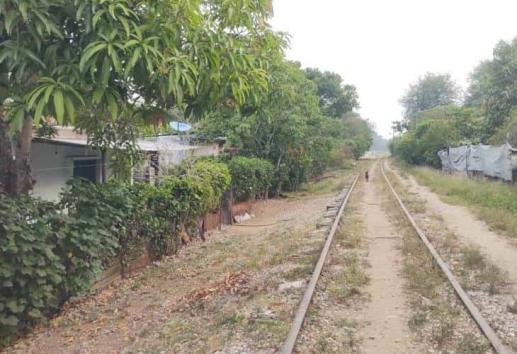 Por Corredor Interoceánico, reubicarán a familias asentadas a orillas de las vías del tren (+video)
