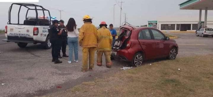 Choque por alcance contra camión deja 4 heridos en Alvarado