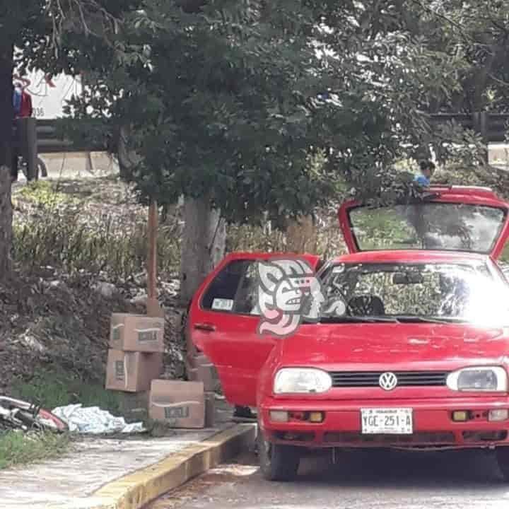 Rapiña tras accidente en la autopista Puebla-Orizaba deja caos vial