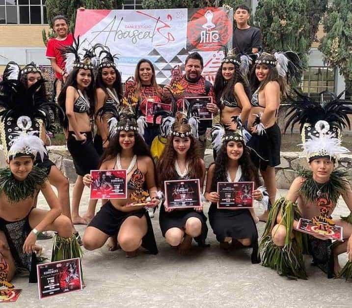 Academia de baile veracruzana obtiene preseas