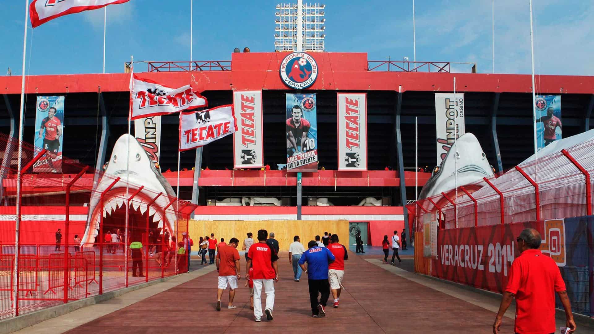 ¡Entérate! Pintarán mural de exjugadores de los Tiburones Rojos de Veracruz