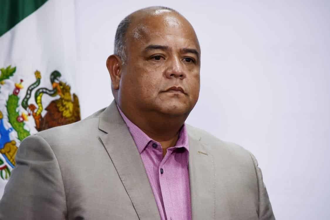 Eric Cisneros: arriba en las encuestas por la gubernatura