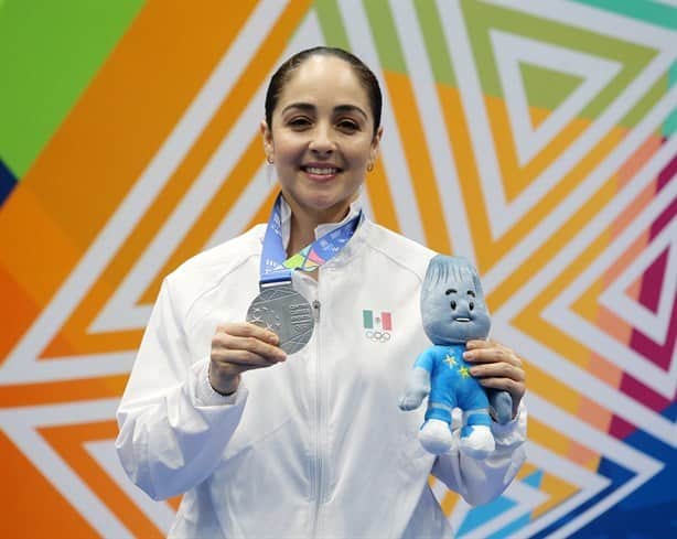 Logra Byanca Rodríguez oro en natación