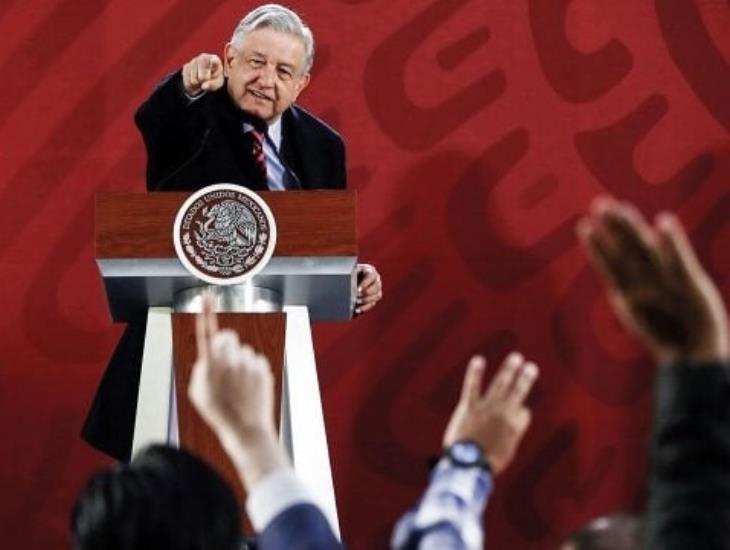 Reconoce AMLO a los medios que no se venden al poder