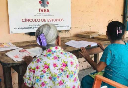 Por machismo, mujeres estancan su educación en Veracruz (+Video)