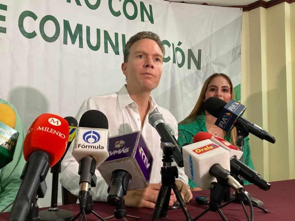 Manuel Velasco pide a gobernadores no mostrar preferencia de corcholatas