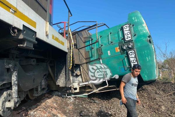 ¡Impactante! Tremendo accidente de tren en Camarón de Tejeda