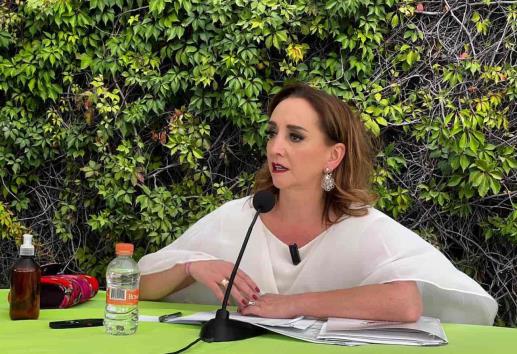 Claudia Ruiz Massieu se baja del barco, no será candidata del PRI-PAN-PRD