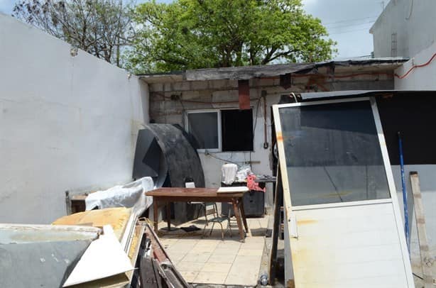 Se desplomó el techo de su casa en Veracruz mientras dormían