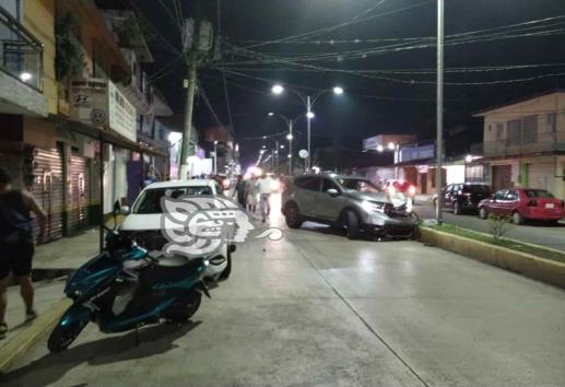 Se registra accidente múltiple en bulevar de Misantla