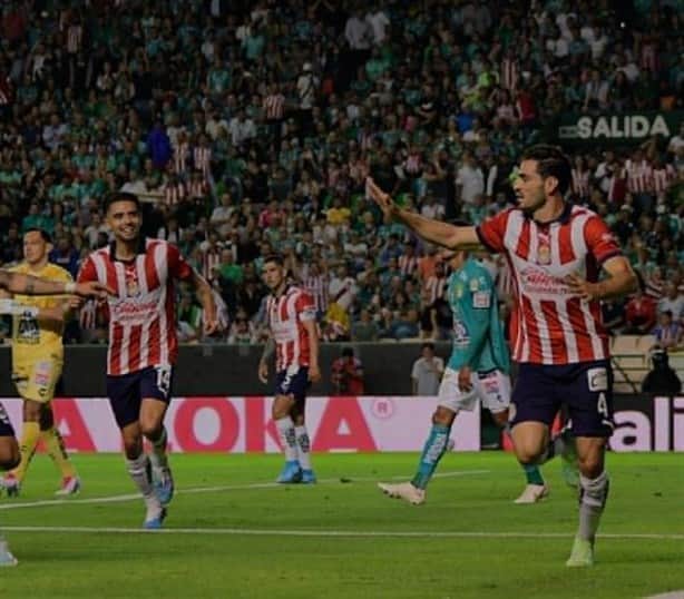 Se impone Chivas en León en cierre de la J-1