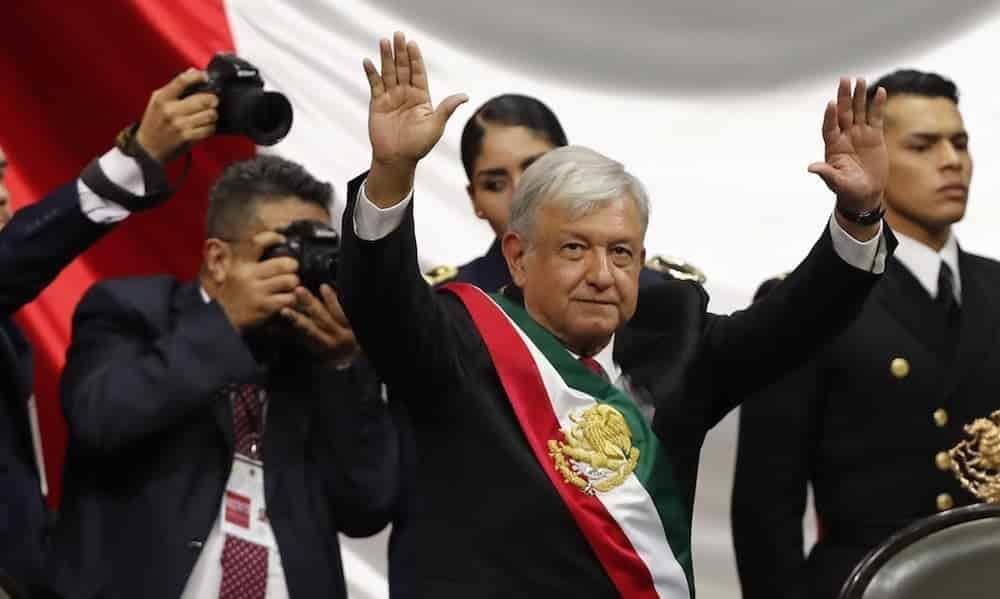 ¿Los gobiernos de AMLO y Carlos Salinas, se parecen?