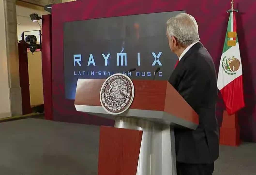 AMLO agrega a Raymix en playlist anticorridos, el rey de la electrocumbia