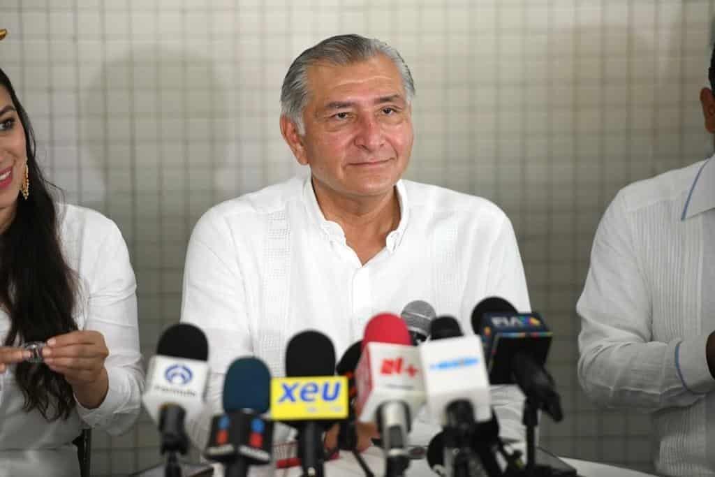No temo a la guerra sucia; la verdad siempre sale a flote, asegura Adán Augusto López Hernández