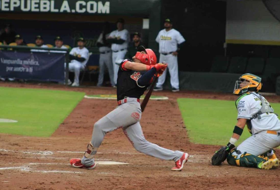 Gana Pericos en segundo juego sabatino ante El Águila