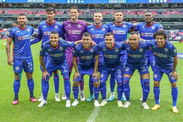 Sorprenden a Cruz Azul y sigue de capa caída