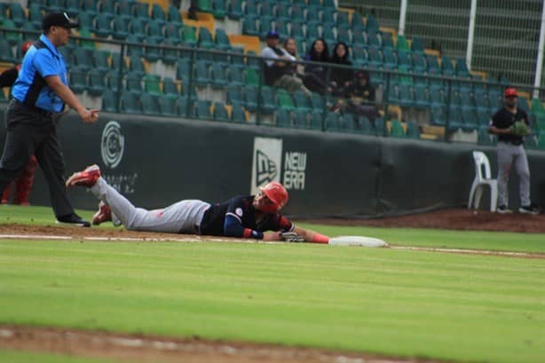 Gana Pericos en segundo juego sabatino ante El Águila