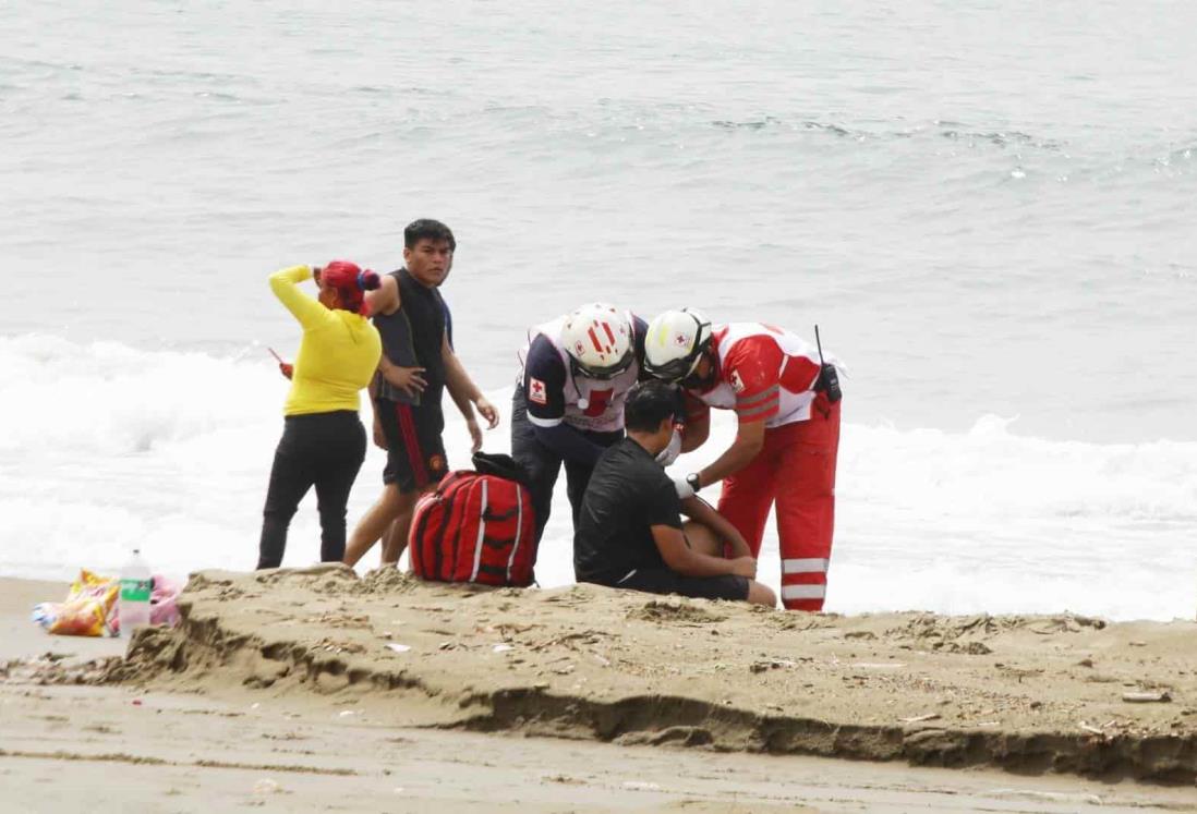 Casi mueren ahogados turistas tabasqueños en playa de Veracruz