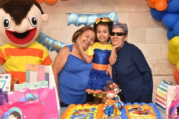 Itzayana Parra Figueroa es celebrada por sus 6 años de vida