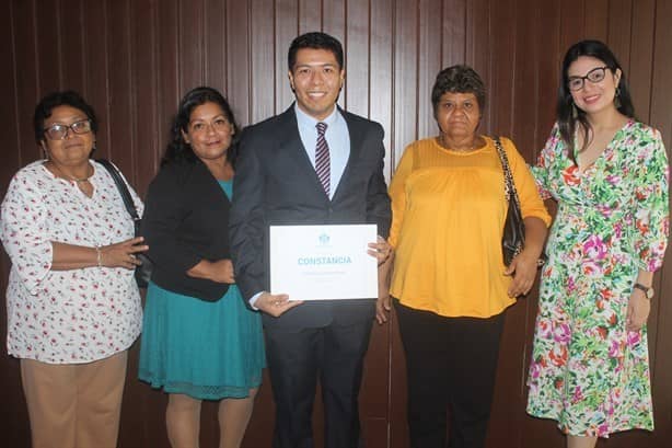 Christian Zacarías protagonizó ceremonia de graduación