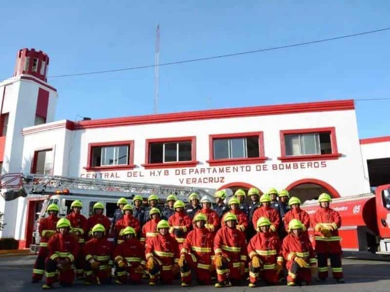 En esto consiste la nueva Ley de Bomberos que entró en vigor en el estado de Veracruz