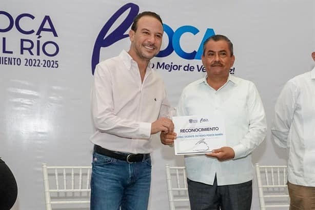 Alcalde de Boca del Río entrega reconocimientos a abogados