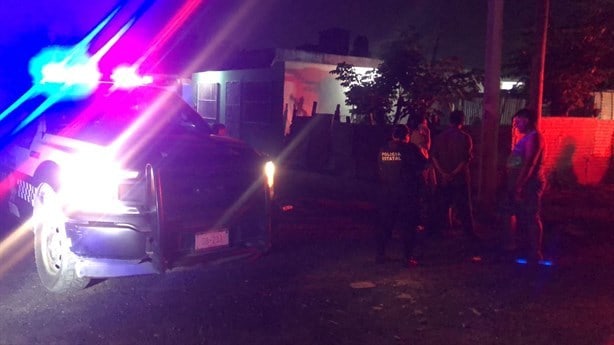 Riña entre familiares deja un hombre muerto en colonia de Veracruz | VIDEO