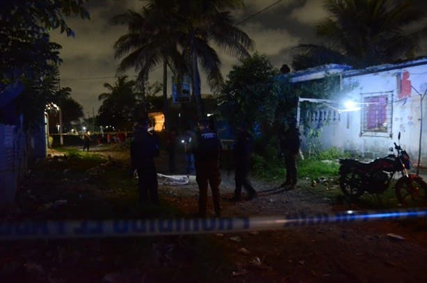 Riña entre familiares deja un hombre muerto en colonia de Veracruz | VIDEO