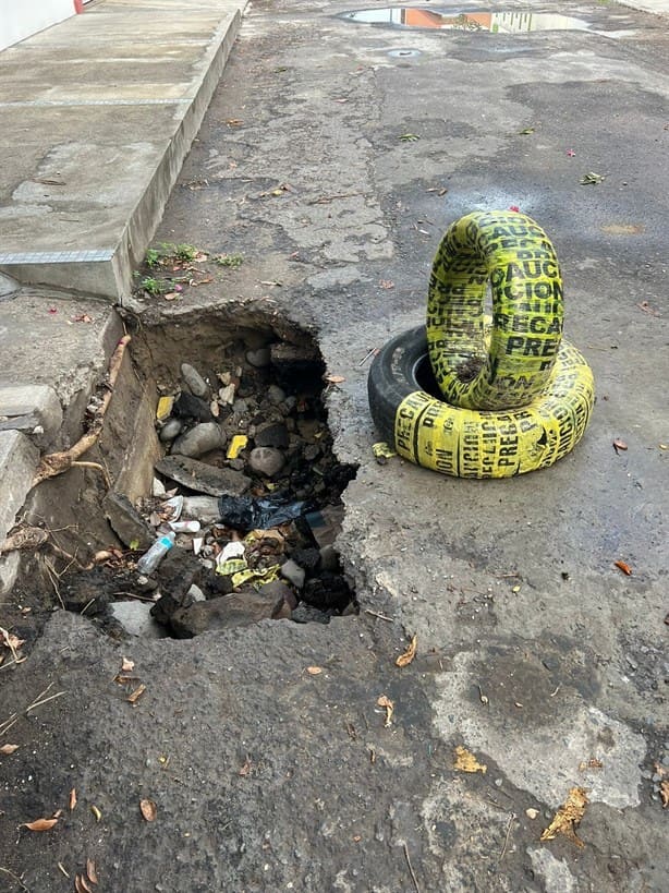 Alertan por socavón en la colonia Formando Hogar, en Veracruz