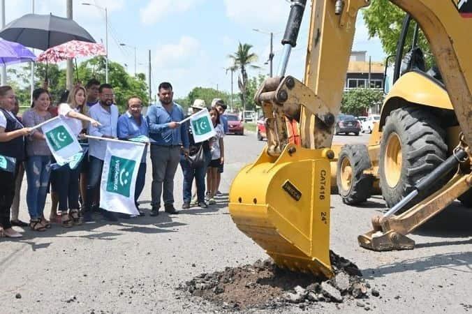 Dan banderazo de obra en Veracruz, pero no la inician