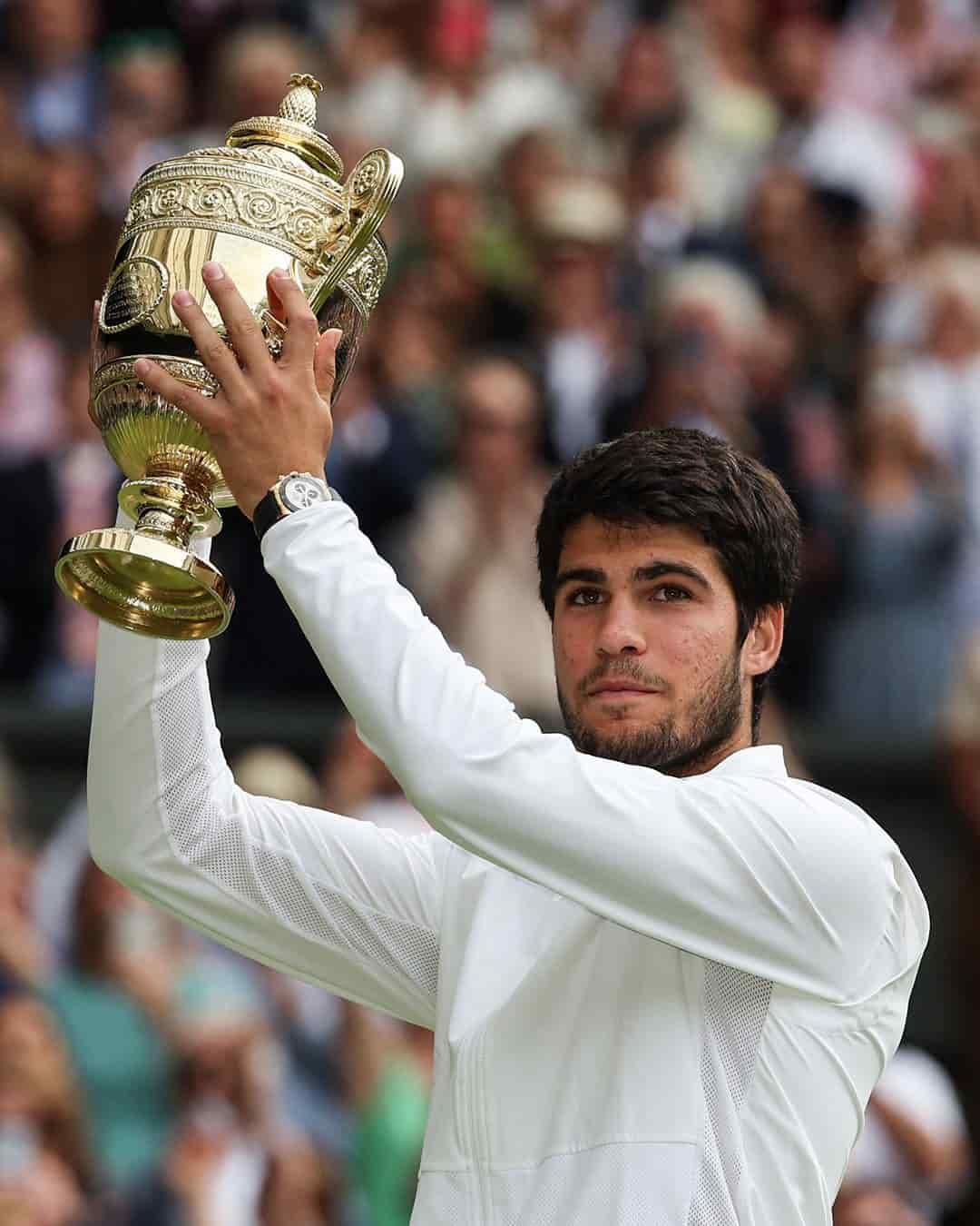 Se corona Carlos Alcaraz en Wimbledon