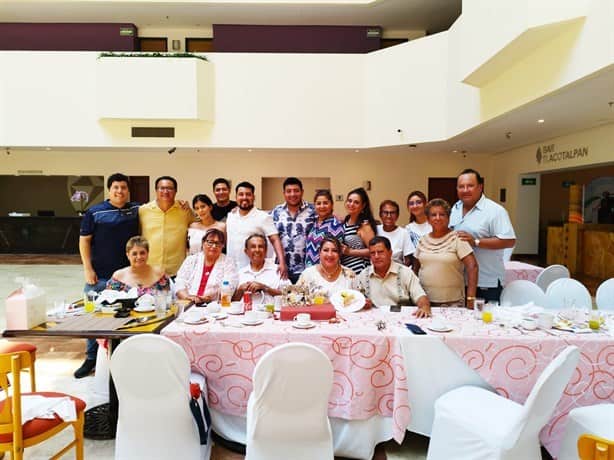 Celia Flores Menéndez celebra cumpleaños