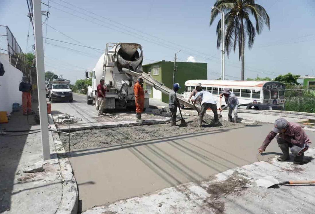 Intensifican el programa de bacheo en calles de Boca del Río